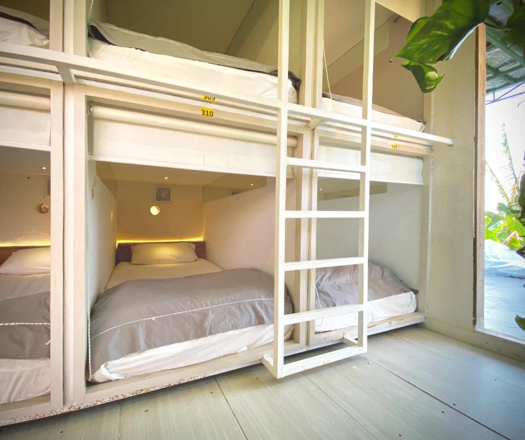 The Hide Hostel At Canggu (Adults Only) Exterior photo