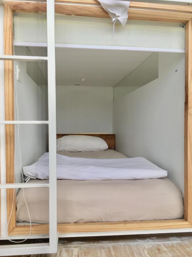 The Hide Hostel At Canggu (Adults Only) Exterior photo